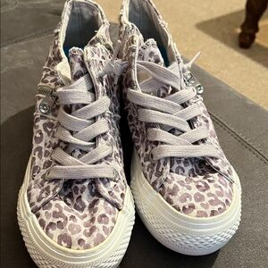 Brand new. Blowfish cute Leopard Print Sneakers Size 7